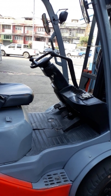 รถโฟล์คลิฟท์ 3.5 ตัน TOYOTA