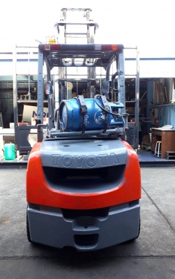 รถโฟล์คลิฟท์ 3.5 ตัน TOYOTA