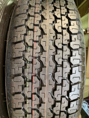 ยางใหม่ป้ายแดง 245-70-16 Bridgestone ปี 18 ตุ่มอลัง เส้นสีจัดจ้าน ยางใหม่ป้ายแดง 245-70-16 Bridgestone ปี 18 ตุ่มอลัง เส้นสีจัดจ้าน