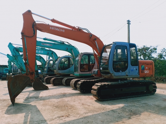 ขายจ้าHITACHI EX120-5เก่านอกแท้  สภาพสวย 6,xxxชั่วโมง  พร้อมใช้ โทร 089-3818694 จ๊อย