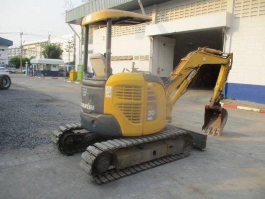 เคลียร์สต๊อค 3ตัน ขาย PC30MR-2 ปี2006 จากญี่ปุ่นแท้ๆ สภาพดีๆ 092-929-9942 ธีรเทพ