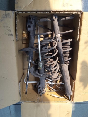 ฝากขายโช้คเดิม+สปริงแท้ ติดรถ Honda Jazz ปี14 ตัว GE