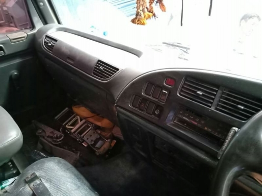 ISUZU 270