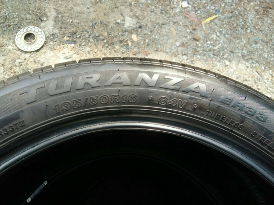 ขายยาง 195/50R16 บริดจสโตน ปี16 ตุ่มยางใหม่อยู่ทุกเส้น ชุดละ 3500 บาท พร้อมใส่ ถ่วง ฟรี