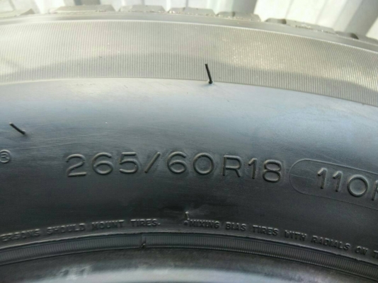 ขายยาง 265/60R18 มิชลิน ปี17 ดอกเต็มสวยสดมาก ชุดละ 6900 บาท พร้อมใส่ ถ่วง ฟรี ขายยาง 265/60R18 มิชลิน ปี17 ดอกเต็มสวยสดมาก ชุดละ 6900 บาท พร้อมใส่ ถ่วง ฟรี