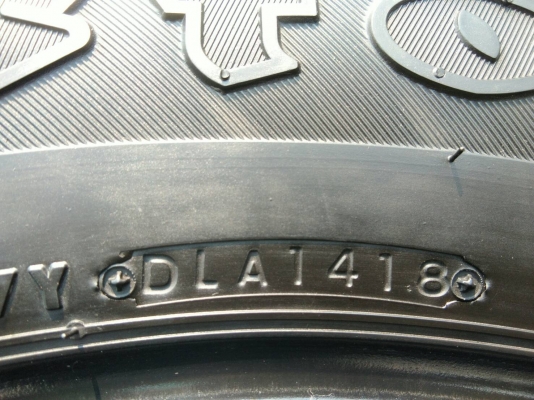 ขายยาง 265/65R17 ไฟร์สโตน ปี18 ดอกยางหนาเต็มสวยเท่ากันทุกเส้น ชุดละ 5900 บาท พร้อมใส่ ถ่วง ฟรี ขายยาง 265/65R17 ไฟร์สโตน ปี18 ดอกยางหนาเต็มสวยเท่ากันทุกเส้น ชุดละ 5900 บาท พร้อมใส่ ถ่วง ฟรี