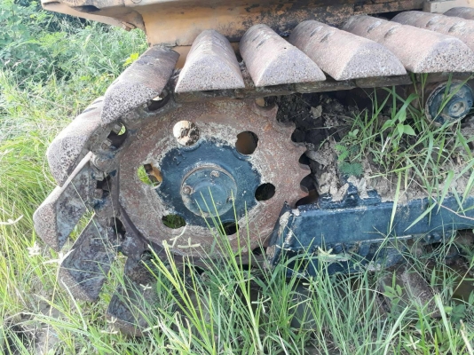 ขายรถแทรคเตอร์ KOMATSU D20P-5 สไลด์ใบมีด ราคา 185000 ขายรถแทรคเตอร์ KOMATSU D20P-5 สไลด์ใบมีด ราคา 185000