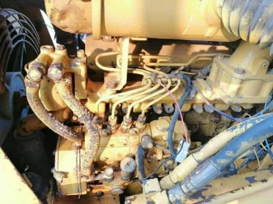 ขายรถแทรคเตอร์ KOMATSU D20P-6 สไลด์ใบมีดได้ 6 ทิศทาง ราคา 185000