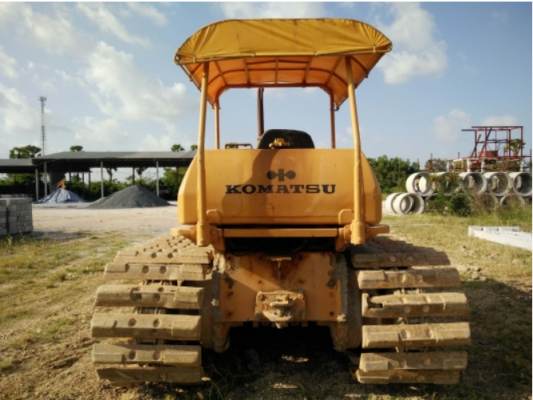 แทรกเตอร์ KOMATSU 40P พร้อมใช้ แทรกเตอร์ KOMATSU 40P พร้อมใช้