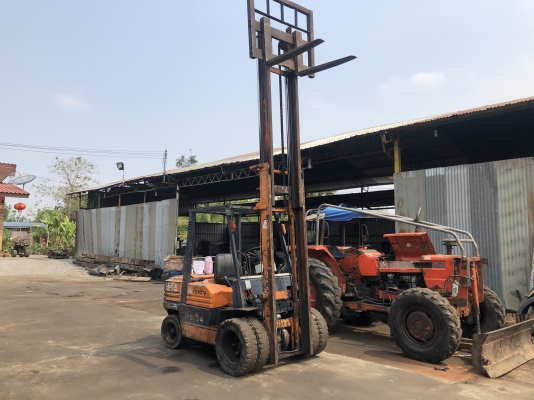 โฟร์คลิฟ TOYOTY 3ตัน เสา4เมตร