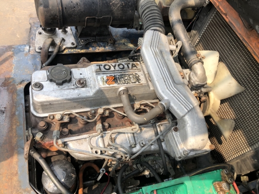 โฟร์คลิฟ TOYOTY 3ตัน เสา4เมตร