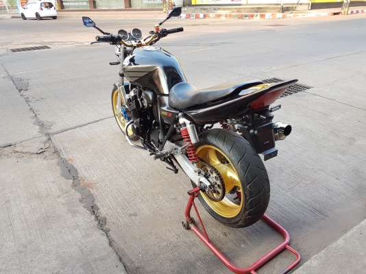 ขาย HONDA CB400 TECH1ท้ายแต่งTECH3 ท่อแต่ง จานดิสเเต่ง ปั๊มบนแต่ง ไล่น็อตทองทั้งคัน อินวอยส์ สรรพสาม