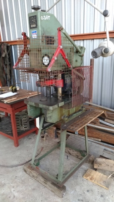 เครื่องพั้นรู เครื่องปั้ม