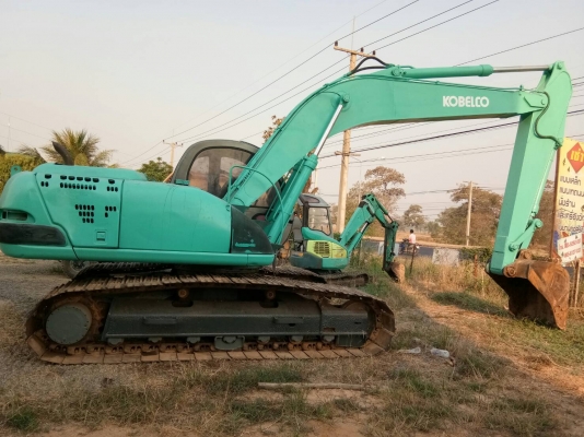ขายคู่แบคโฮ2คัน 1.KOBELCO.SK200-V ธรรมดาไฟมีไม่มีเอกสาร 2.CAT320-V2ไม่มีเอกสารไม่มีไฟ