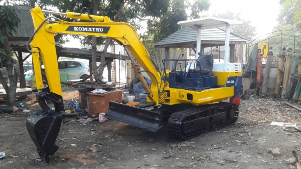 ขายครับ PC30-6 รถใช้งานปกติ