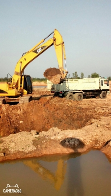 ขายรถแม็กโคมือสองสภาพพร้อมใช้งานมีเอกสารเล่มทะเบียนพร้อมโอนเจ้าของขายเอง1,250,000บาทสนใจต่อรองได้0951-837806