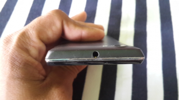 มือถือ sony xperia j มือถือ sony xperia j
