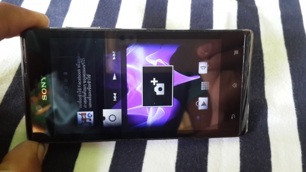 มือถือ sony xperia j