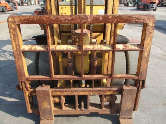 ขาย FORKLIFT TOYOTA 3FD25 เก่าญี่ปุ่น เดิมๆ ตามสภาพ ขาย FORKLIFT TOYOTA 3FD25 เก่าญี่ปุ่น เดิมๆ ตามสภาพ