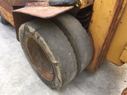 ขาย FORKLIFT TOYOTA 3FD25 เก่าญี่ปุ่น เดิมๆ ตามสภาพ ขาย FORKLIFT TOYOTA 3FD25 เก่าญี่ปุ่น เดิมๆ ตามสภาพ