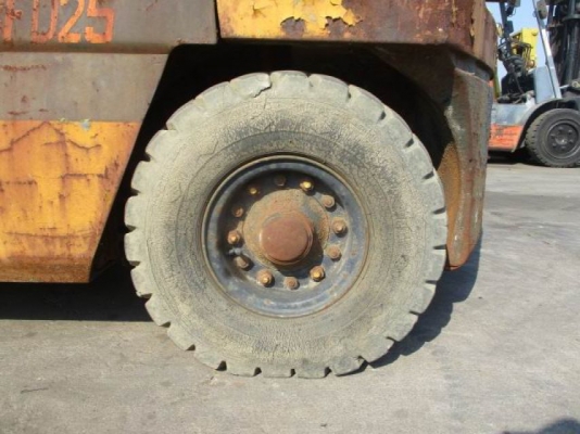 ขาย FORKLIFT TOYOTA 3FD25 เก่าญี่ปุ่น เดิมๆ ตามสภาพ ขาย FORKLIFT TOYOTA 3FD25 เก่าญี่ปุ่น เดิมๆ ตามสภาพ