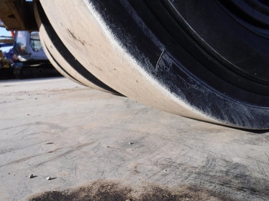 ขายบดล้อยาง7ล้อ ยี่ห้อ SAKAI รุ่น T600C