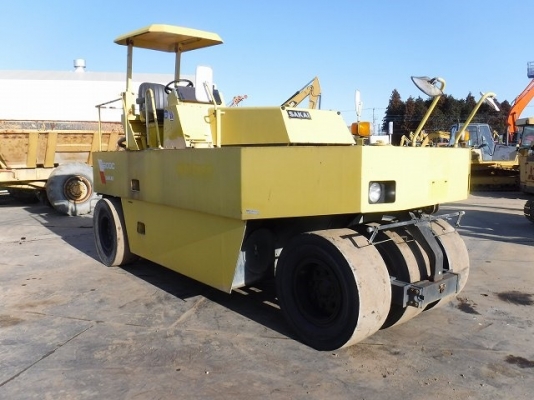 ขายบดล้อยาง7ล้อ ยี่ห้อ SAKAI รุ่น T600C