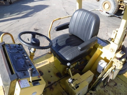 ขายบดล้อยาง7ล้อ ยี่ห้อ SAKAI รุ่น T600C