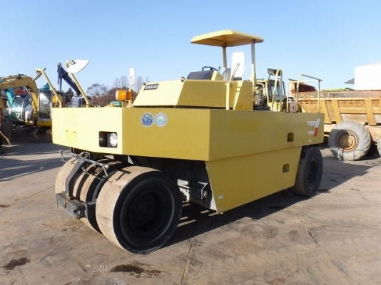 ขายบดล้อยาง7ล้อ ยี่ห้อ SAKAI รุ่น T600C