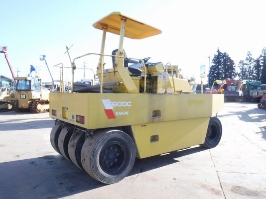 ขายบดล้อยาง7ล้อ ยี่ห้อ SAKAI รุ่น T600C