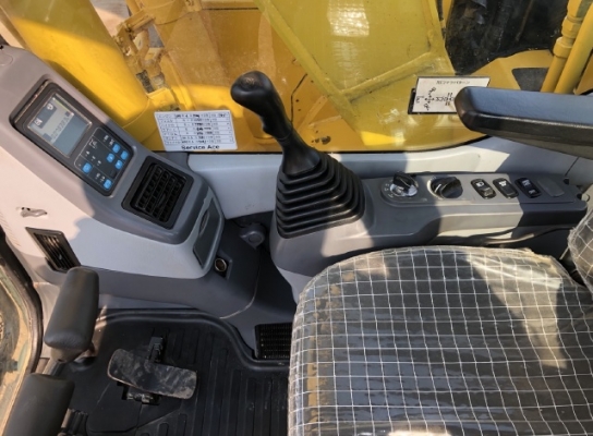 ขายรถขุด KOMATSU PC128US-2E1 (เทียบเท่ารุ่น 7) มีลายหัวกระแทก นำเข้าเองจากญี่ปุ่น สภาพสวยพร้อมใช้ มีVDOครับ ขายรถขุด KOMATSU PC128US-2E1 (เทียบเท่ารุ่น 7) มีลายหัวกระแทก นำเข้าเองจากญี่ปุ่น สภาพสวยพร้อมใช้ มีVDOครับ