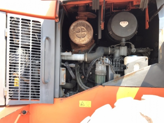 ขายรถตักล้อยาง HITACHI ZW250 ปี 2012 นำเข้าเองจากญี่ปุ่น สภาพสวยพร้อมใช้ มีVDOการทำงานครับ ขายรถตักล้อยาง HITACHI ZW250 ปี 2012 นำเข้าเองจากญี่ปุ่น สภาพสวยพร้อมใช้ มีVDOการทำงานครับ