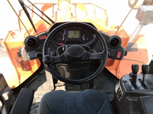 ขายรถตักล้อยาง HITACHI ZW250 ปี 2012 นำเข้าเองจากญี่ปุ่น สภาพสวยพร้อมใช้ มีVDOการทำงานครับ ขายรถตักล้อยาง HITACHI ZW250 ปี 2012 นำเข้าเองจากญี่ปุ่น สภาพสวยพร้อมใช้ มีVDOการทำงานครับ