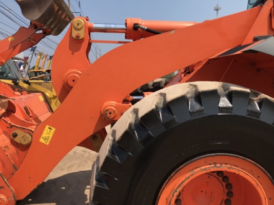 ขายรถตักล้อยาง HITACHI ZW250 ปี 2012 นำเข้าเองจากญี่ปุ่น สภาพสวยพร้อมใช้ มีVDOการทำงานครับ ขายรถตักล้อยาง HITACHI ZW250 ปี 2012 นำเข้าเองจากญี่ปุ่น สภาพสวยพร้อมใช้ มีVDOการทำงานครับ