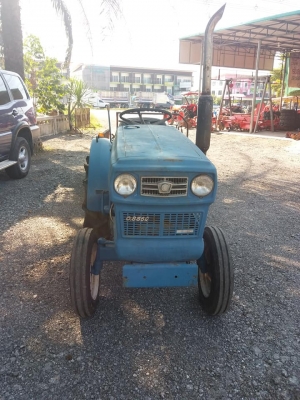 ขายรถแทรกเตอร์ยี่ห้อ HINOMOTO รุ่น E14 D เพลาเดียวพร้อมเทลเลอร์  ราคา 65,000 บาท  สนใจสอบถาม 084-9997463