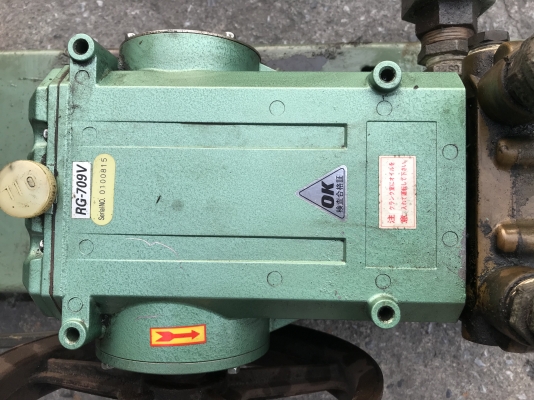 ขายปั๊มฉีดน้ำแรงดันสูง Arimitsu pump model RG-709V พร้อมแท่ชนมอเตอร์ 7.5HP. 380V สภาพสวยมาก หมุนนิ่ม แรงดันสูง พร้อมใช้งาน มี 2ชุด ราคาชุดละ 13,800 บาทครับ