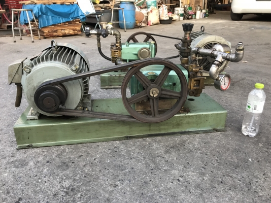 ขายปั๊มฉีดน้ำแรงดันสูง Arimitsu pump model RG-709V พร้อมแท่ชนมอเตอร์ 7.5HP. 380V สภาพสวยมาก หมุนนิ่ม แรงดันสูง พร้อมใช้งาน มี 2ชุด ราคาชุดละ 13,800 บาทครับ