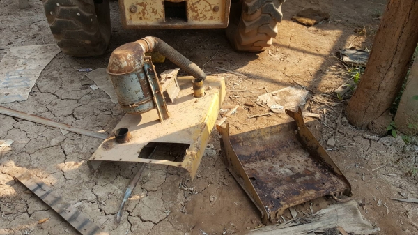 ขายตามสภาพ รถตัก CAT 910 80U รถต้องเก็บเช็คสภาพก่อนใช้งาน เครื่องไม่ติด เกียร์ดี ยางสวย ราคาต่อรองได้