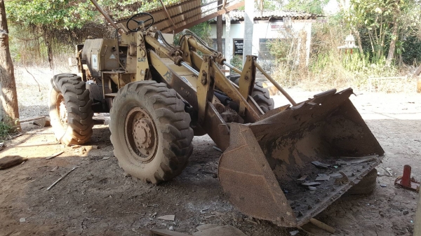 ขายตามสภาพ รถตัก CAT 910 80U รถต้องเก็บเช็คสภาพก่อนใช้งาน เครื่องไม่ติด เกียร์ดี ยางสวย ราคาต่อรองได้