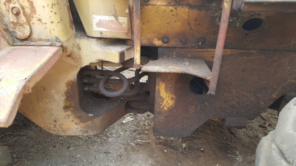 ขายตามสภาพ รถตัก CAT 910 80U รถต้องเก็บเช็คสภาพก่อนใช้งาน เครื่องไม่ติด เกียร์ดี ยางสวย ราคาต่อรองได้