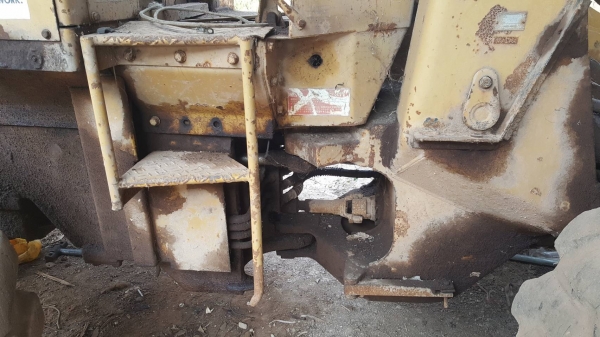 ขายตามสภาพ รถตัก CAT 910 80U รถต้องเก็บเช็คสภาพก่อนใช้งาน เครื่องไม่ติด เกียร์ดี ยางสวย ราคาต่อรองได้