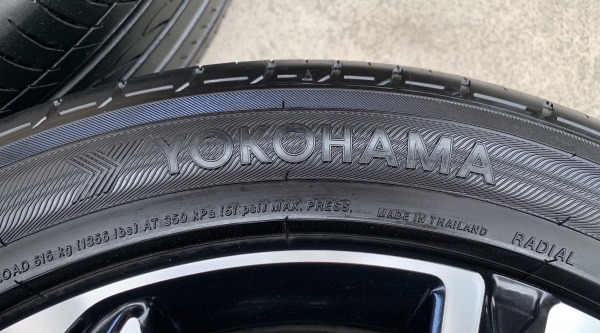 ล้อแม็ก Honda Civic FK ขอบ 17 พร้อมยาง 215-50-17 Yokohama ลงพื้นปี 18 แม็กเดิม ไม่ดุ้ง ไม่คด ดอกยางเต็มๆทุกเส้น
