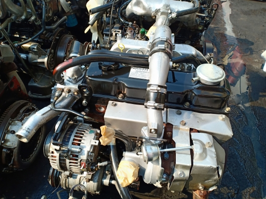 เครื่องนิสสัน QD32 เทอร์โบสวยเครื่องนอก เครื่องนิสสัน QD32 เทอร์โบสวยเครื่องนอก