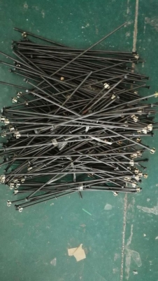 ชุดละ 20 ชิ้น 150 บ. ส่งถึงบ้านฟรี โทร 083-2000058 LINE ID: line832923 น็อตเกลียวM 6 (โต 6 mm.)แบบยา