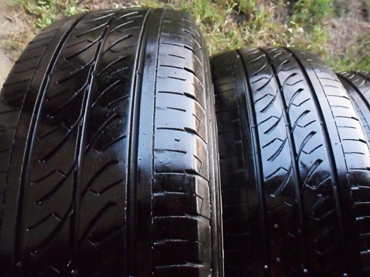 ยางกระบะ-รถตู้ ขอบ16 ไฟร์สโตน 215-65-16 ใช้จริงกลางปี17 ดอก 7มิล เส้นละ750