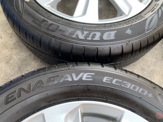 แม็ก Toyota Vios 8 ก้าน ขอบ 15 พร้อมยางป้ายแดง 185-60-15 Dunlop ปี 18 แม็กสวย ดอกยางเต็มๆ มีตุ่ม