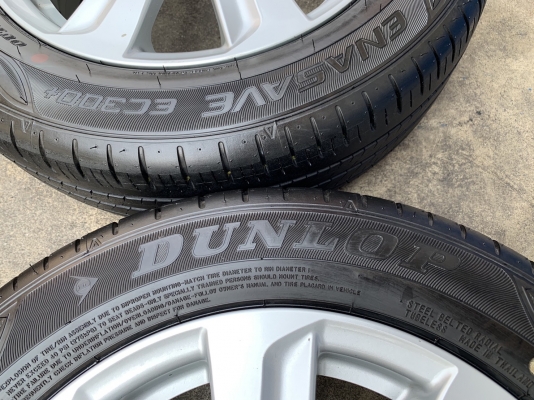 แม็ก Toyota Vios 8 ก้าน ขอบ 15 พร้อมยางป้ายแดง 185-60-15 Dunlop ปี 18 แม็กสวย ดอกยางเต็มๆ มีตุ่ม