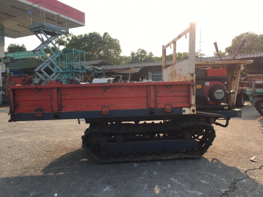 รถบรรทุกตีนตะขาบ รุ่นใหญ่ เดินตาม ยี่ห้อ MITSUBISHI เครื่องยนต์เบนซิน 7แรง