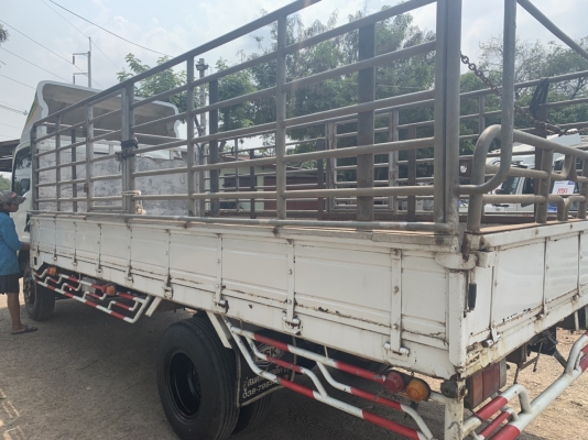 ขาย6ล้อNPR150ปี56ยูโร3กระบะคารืโก้พร้อมคอกแป็ปยาว5เมตร เจ้าของมือแรกป้ายแดง
