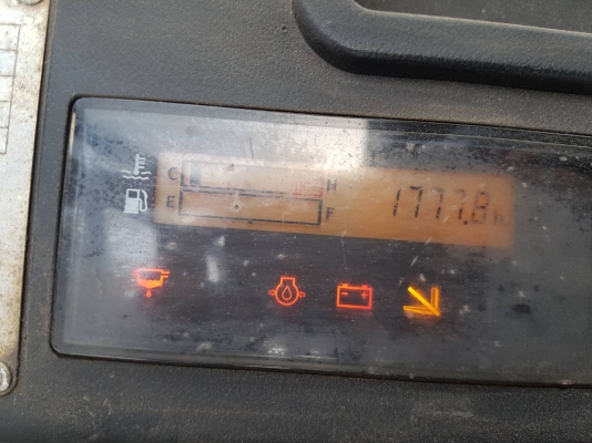 TOYOTA 1.5 ตัน รุ่น8  ดีเซล เกียร์ธรรมดา รถสวย 1,XXX ชม. ญี่ปุ่นมือสอง ไม่เคยใช้ในไทย ชมเครื่องจักร โฟล์คลิฟท์ รอก นับ1,000รายการจากญี่ปุ่นwww.paholgroup.com